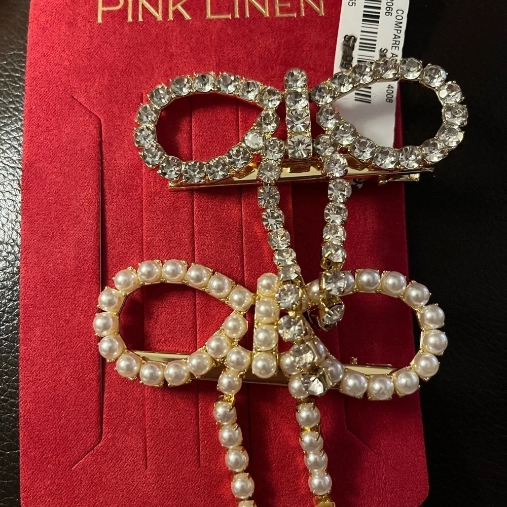 Crystal and pearl bow hair clips New